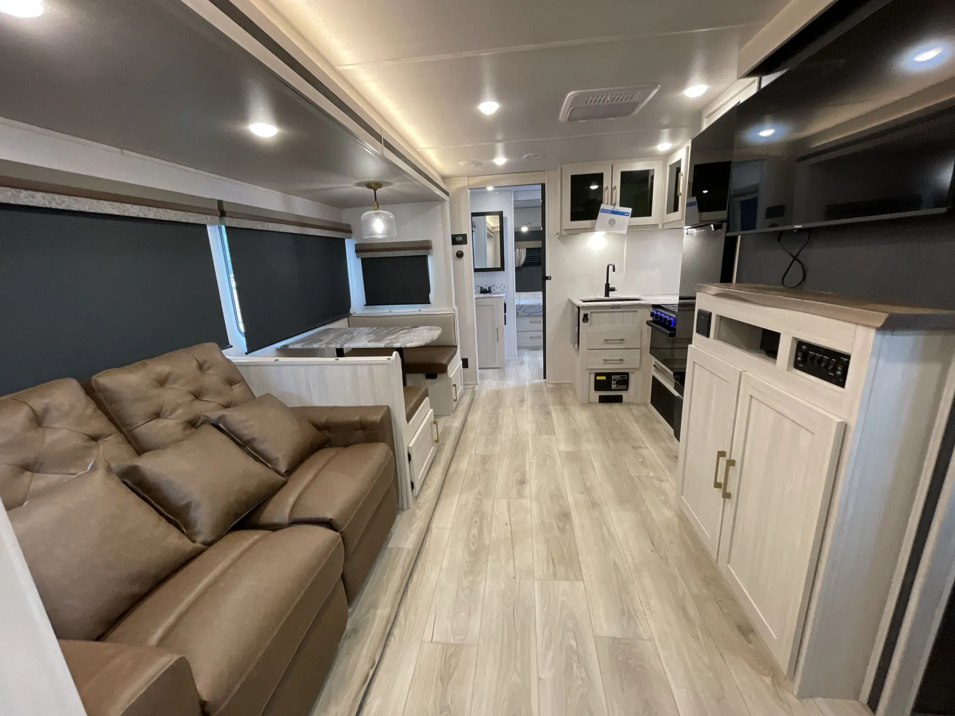 2024 Forest River Surveyor Legend 296QBLE — living area main