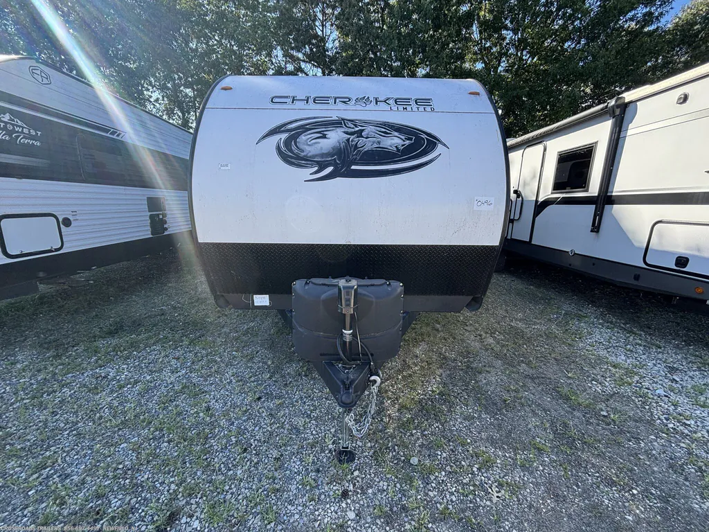 2022 Forest River Cherokee 304BH, Photos photo 25