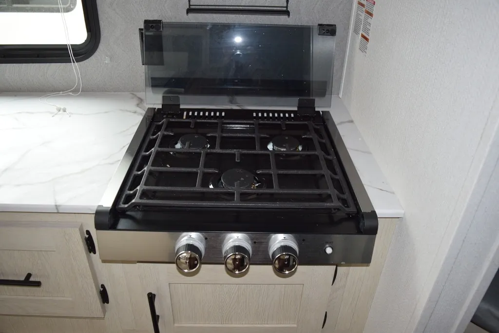 2025 Shasta RVs i-5 Series 525BHS, Photos photo 16