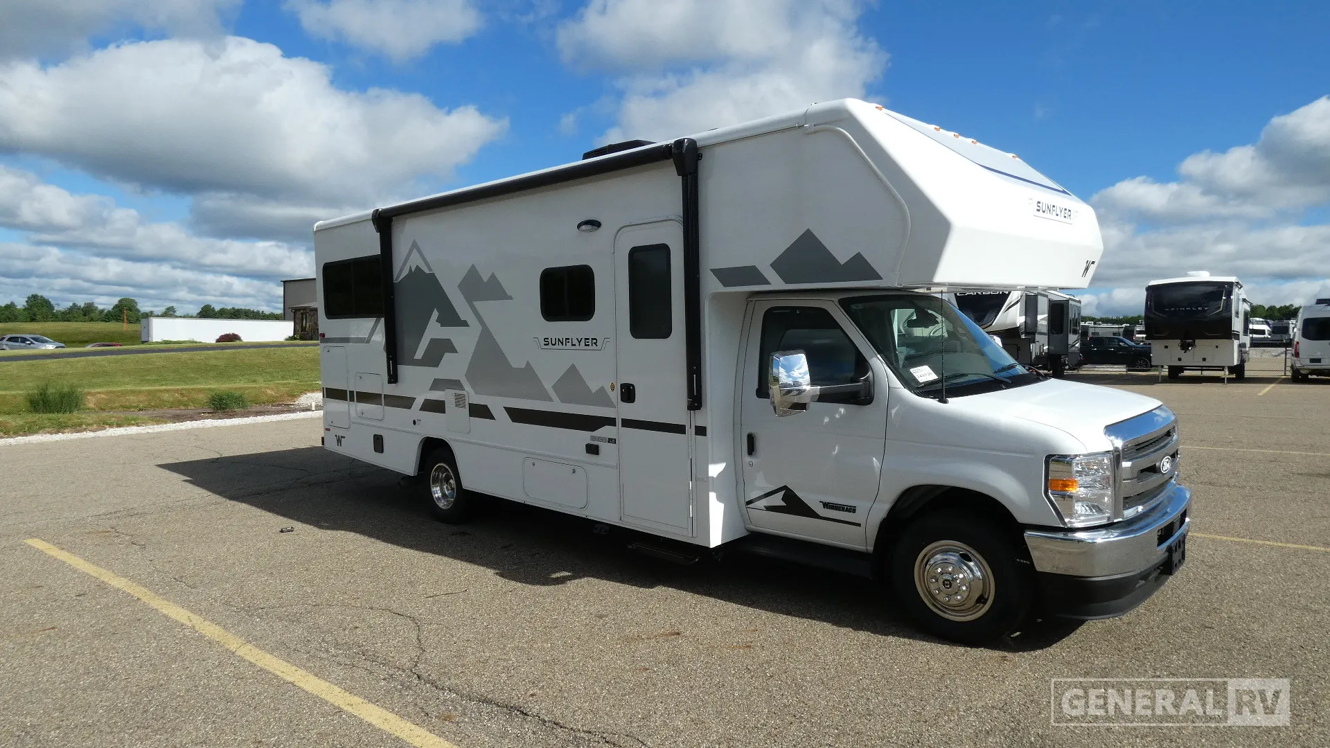 2027 Winnebago Sunflyer 24GG - Photo 2