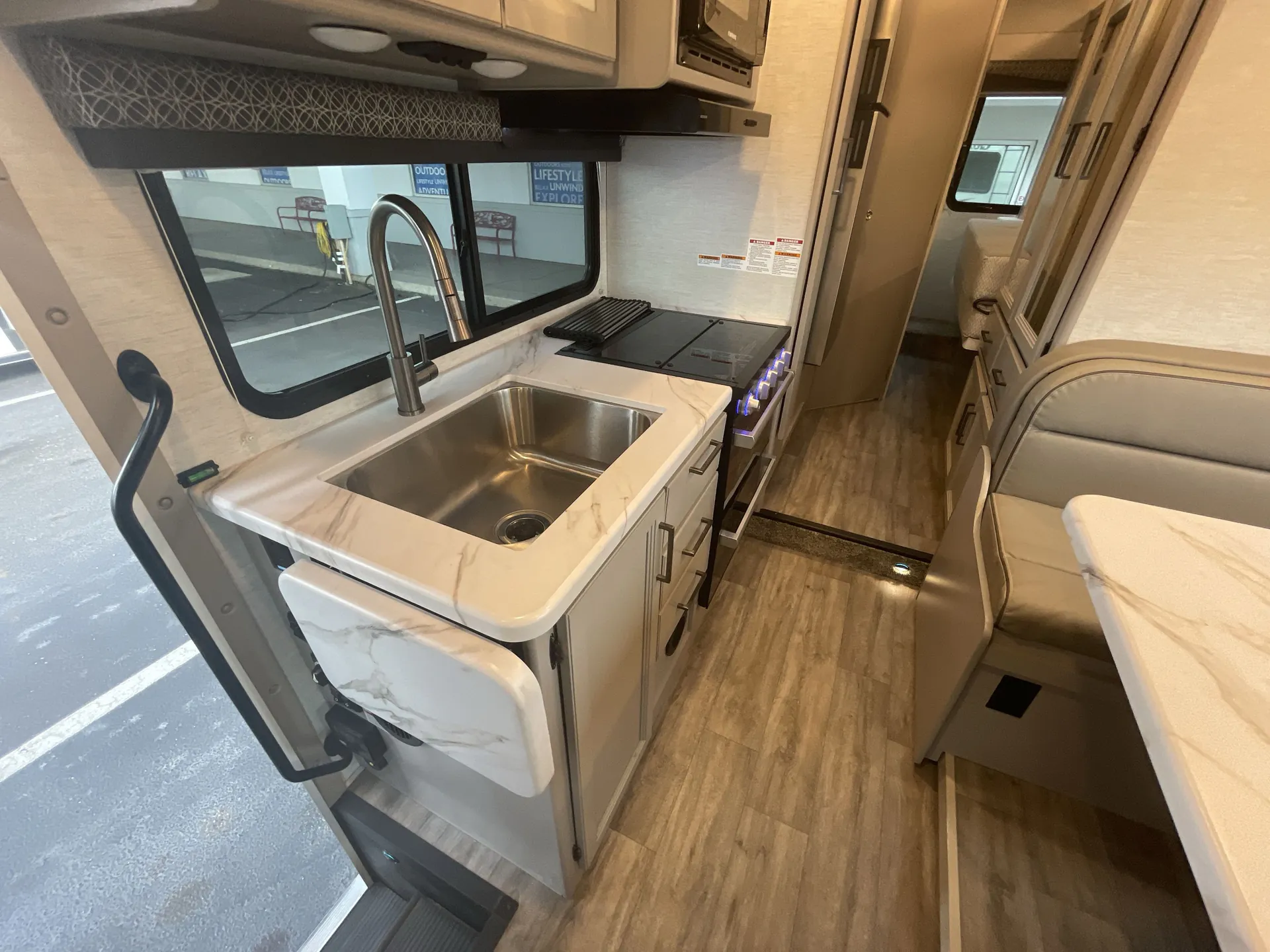 2024 Thor Motor Coach Quantum Sprinter DS24 — living area main