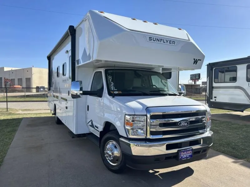 2026 Winnebago Sunflyer 28MB - Photo 2