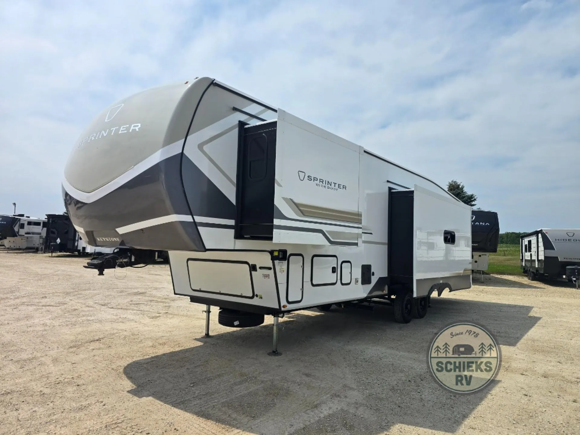 2027 Keystone Sprinter 3500RDB - Photo 2