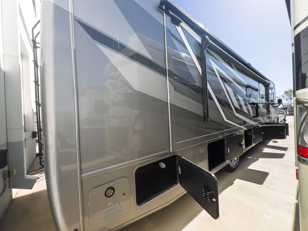 2027 Thor Motor Coach Windsport 36H, Photos photo 22