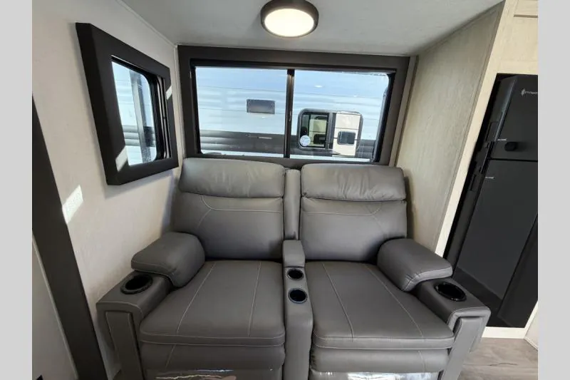 2026 Shasta RVs i-5 Edition 526RBS, Photos photo 10