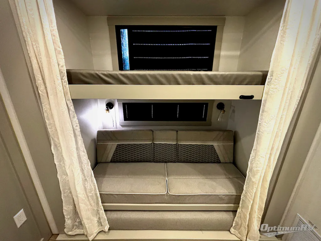2025 Brinkley Model Z 3610, Photos photo 17
