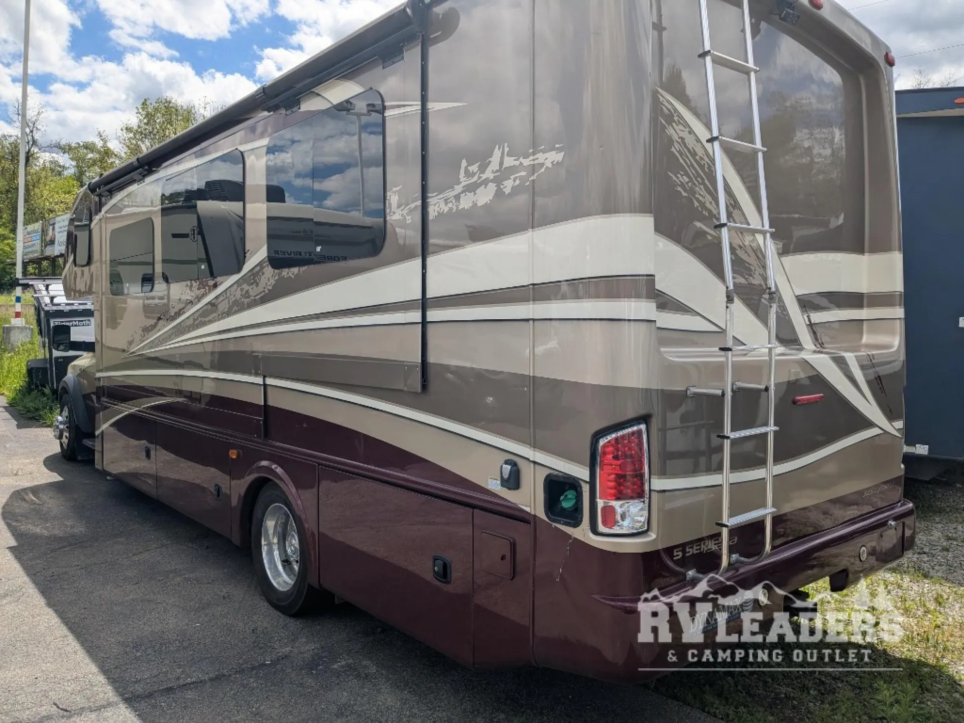 2019 Dynamax Corp Isata 5 30FW - Photo 3