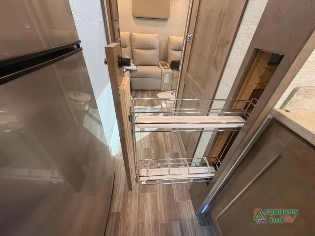 2024 Tiffin Wayfarer 25 RLW, Photos photo 31