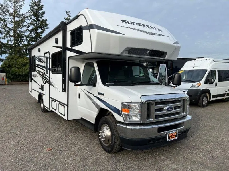 2024 Forest River Sunseeker 2950 LE - Photo 2