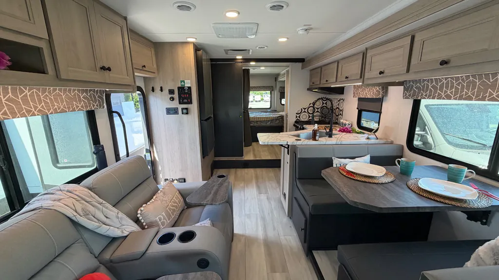 2026 Forest River Sunseeker 3050S, Photos photo 11