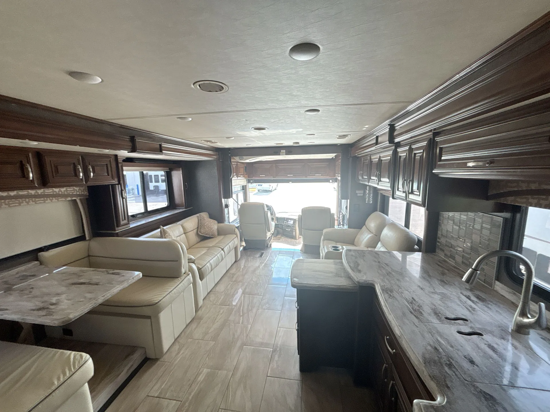 2017 Thor Motor Coach Aria 3901 — living area main