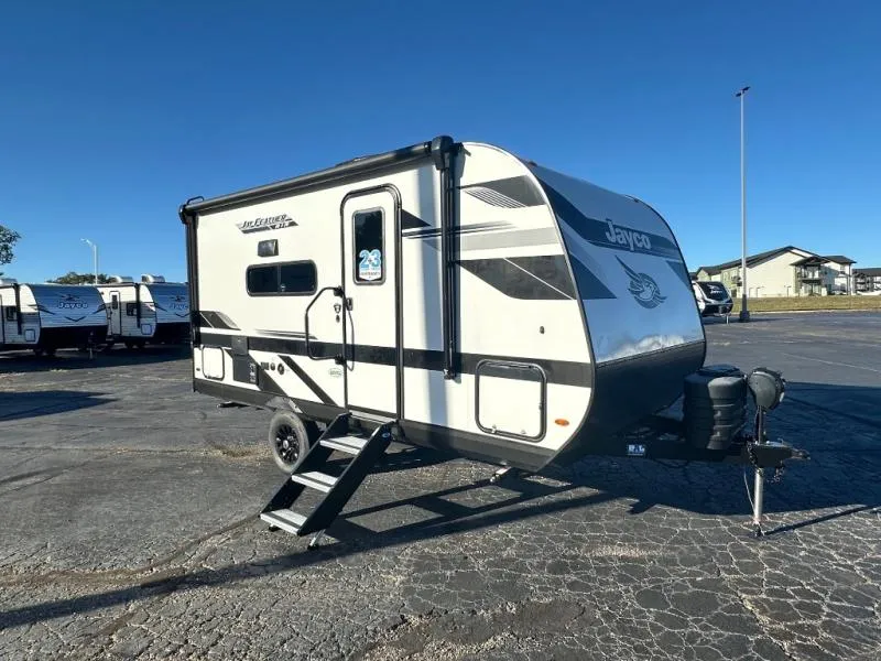 2026 Jayco Jay Feather Air 16RB - Photo 2