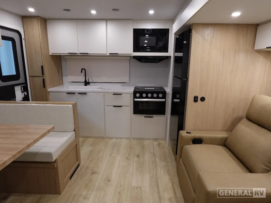 2026 Winnebago THRIVE 24RKS - Photo 3