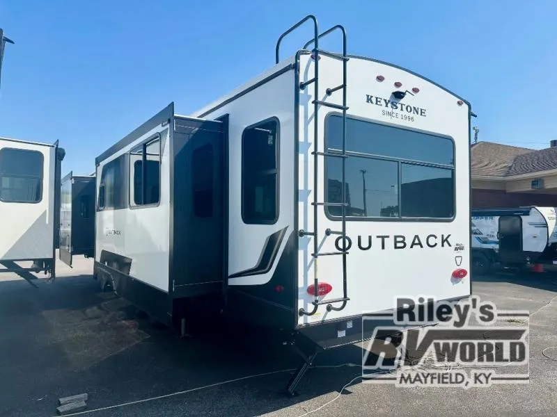 2026 Keystone Outback 330RL - Photo 4