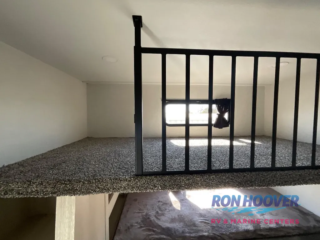 2026 Forest River Wildcat 34CRIB, Photos photo 6