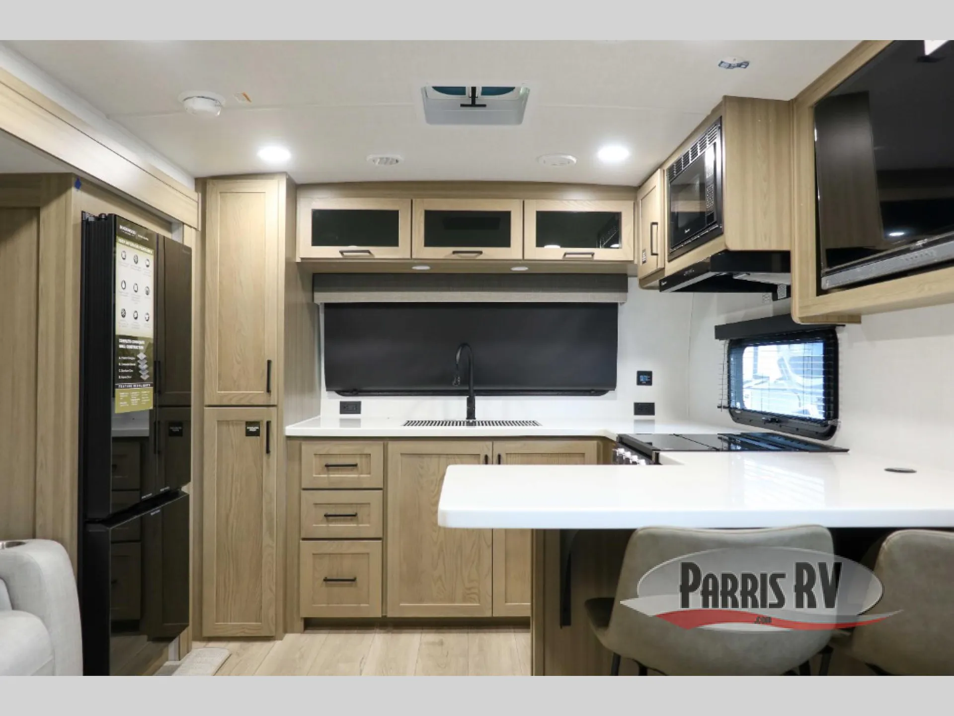 2027 Forest River Rockwood Mini Lite 2523MBR — Photo 6