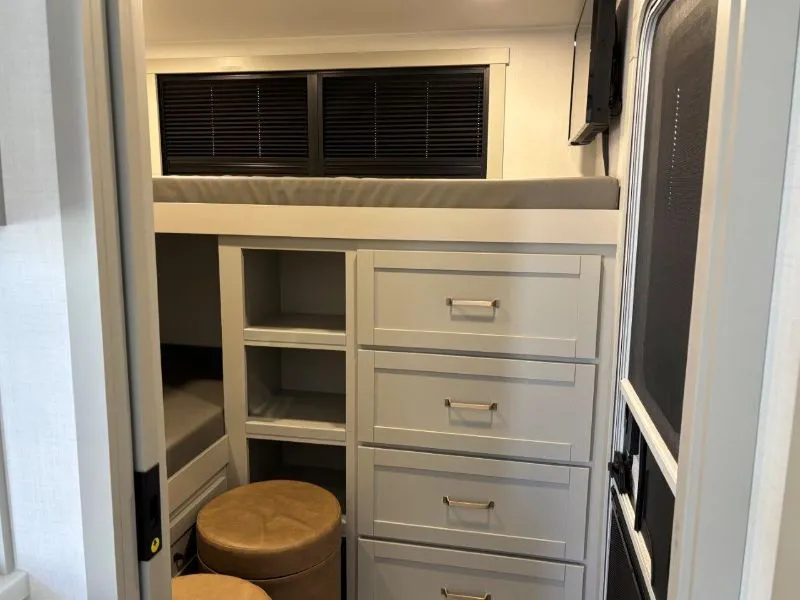 2026 Brinkley Model Z 2810, Photos photo 13