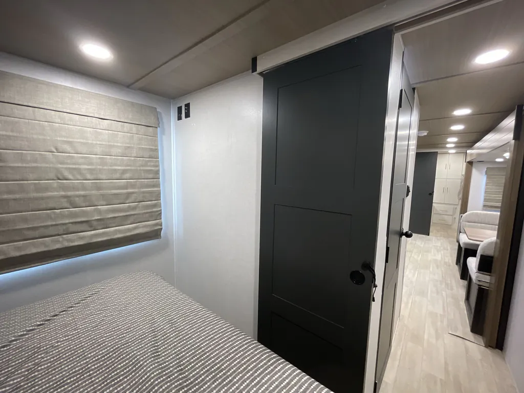 2027 Forest River Vibe 2900KB, Photos photo 22