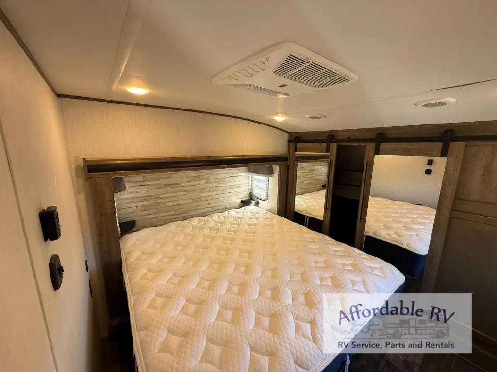 2022 Forest River Sabre 36BHQ, Photos photo 22
