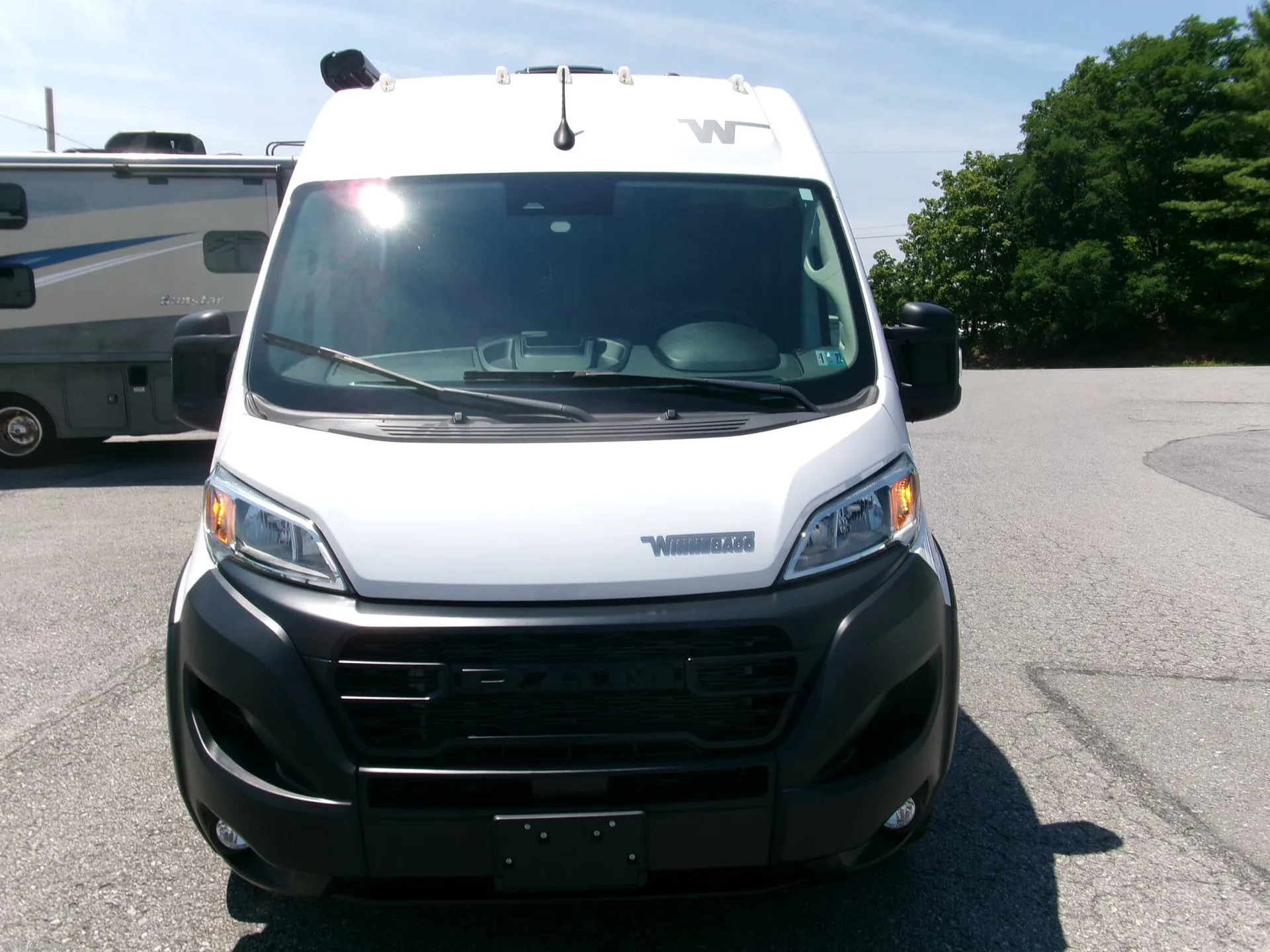 2025 Winnebago Solis Pocket 36A - Photo 4