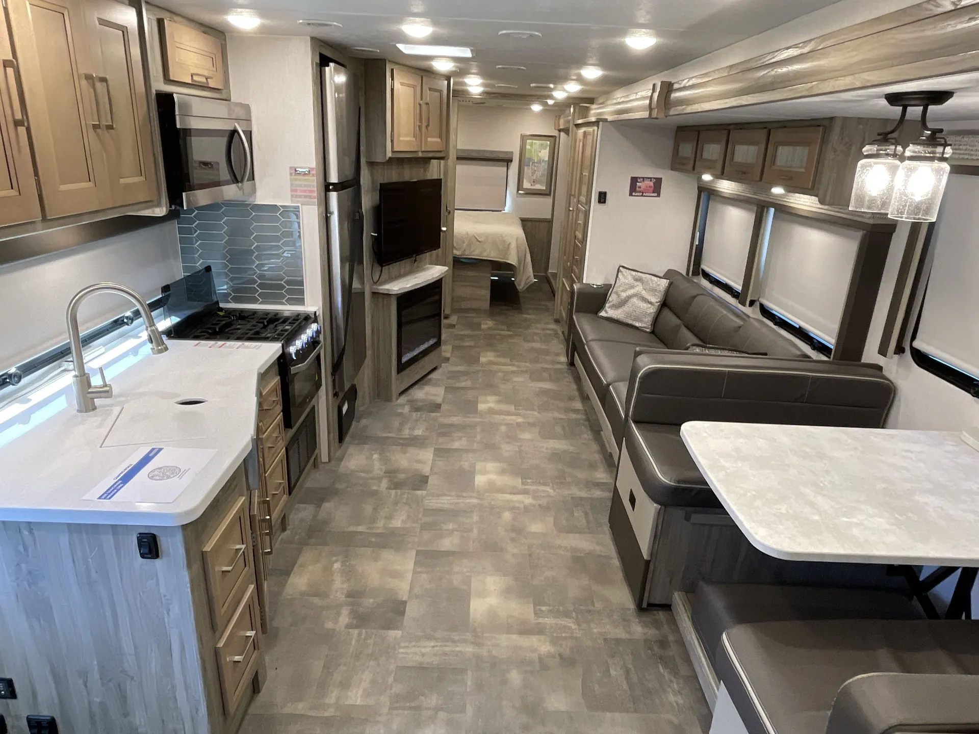 2021 Coachmen Mirada 32SS - Photo 3