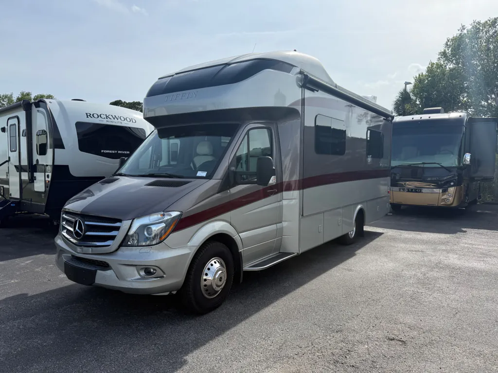 2019 Tiffin Wayfarer 24 FW, Photos photo 33