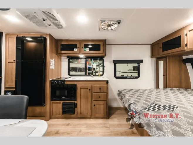 2026 Coachmen Apex Nano 181RB - Photo 4