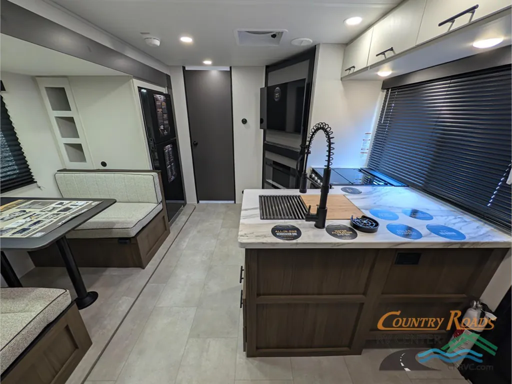 2027 Forest River Tracer 230BH, Photos photo 11