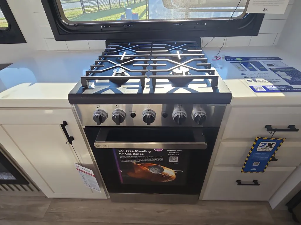 2027 Jayco Pinnacle 36FBTS, Photos photo 14