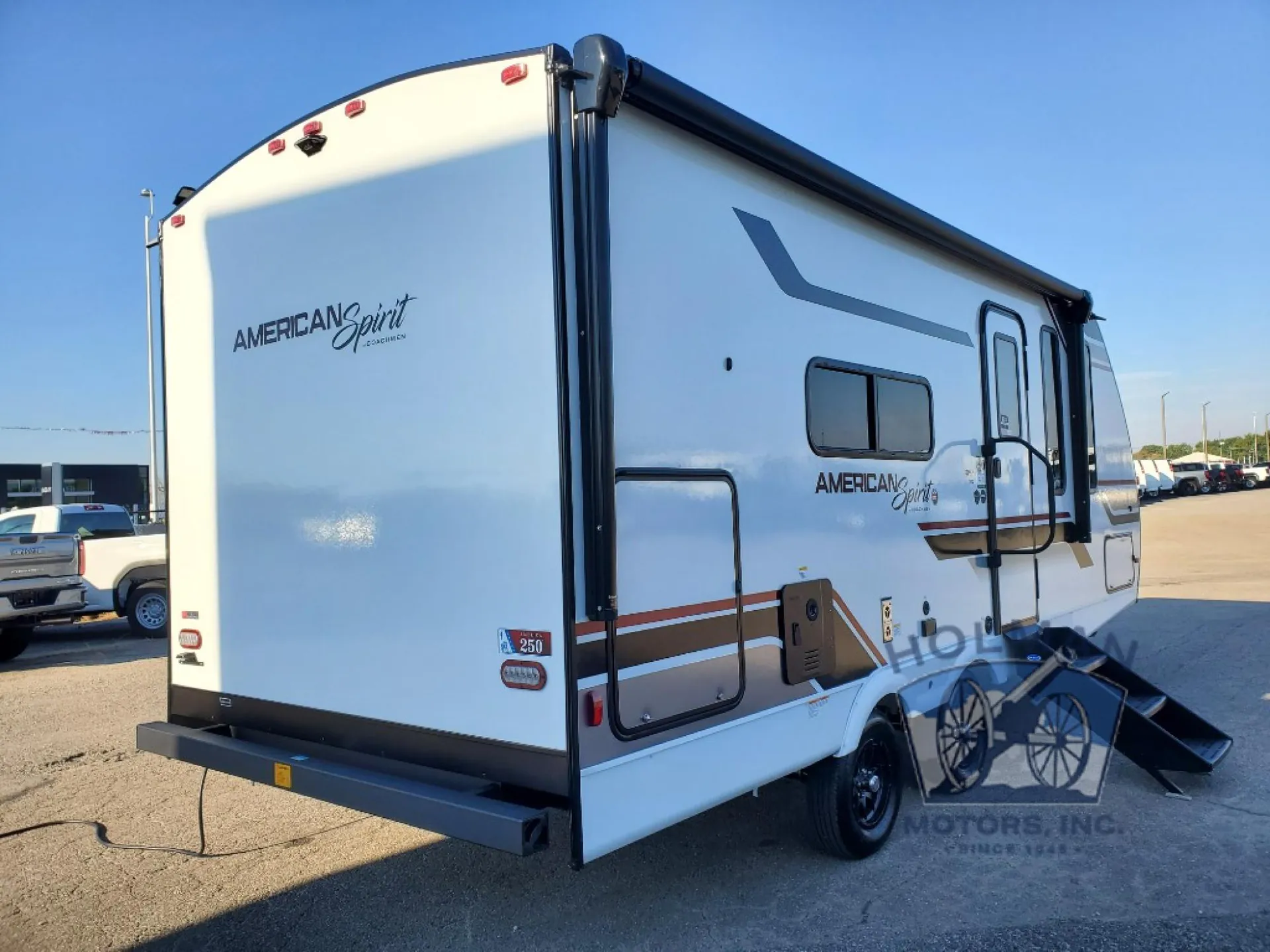 2027 Coachmen American Spirit 2353RB - Photo 3