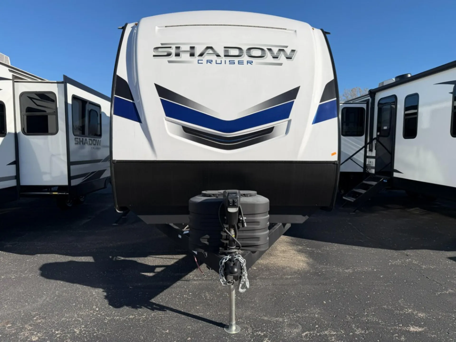 2025 Cruiser RV Shadow Cruiser 330BHS - Photo 4