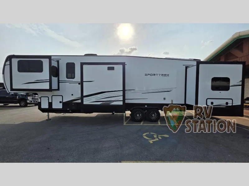 2026 Venture RV SportTrek Touring Edition 365VFL - Main photo
