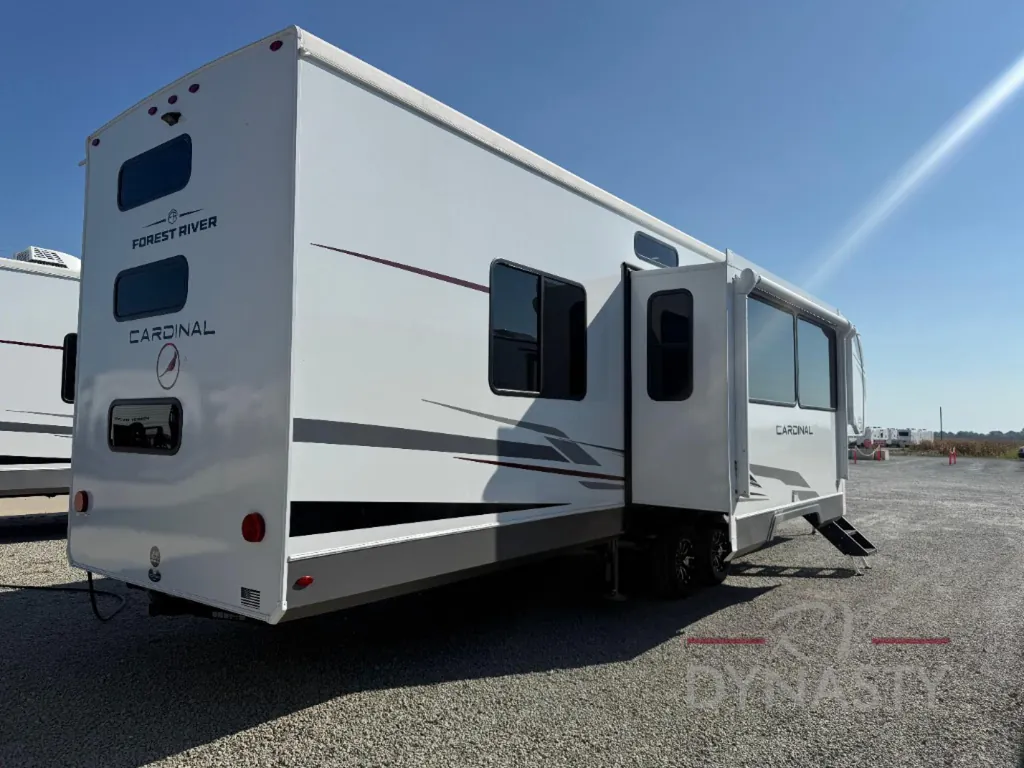2026 Forest River Cardinal 34CRIB, Photos photo 5