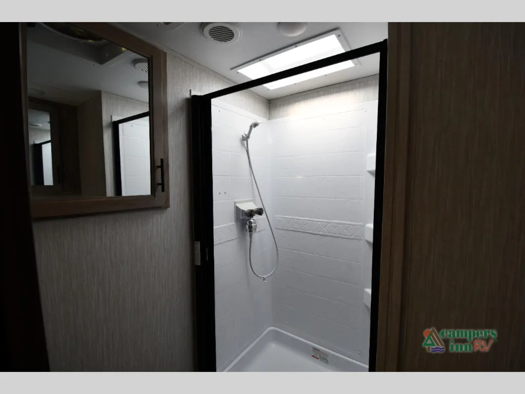 2021 Forest River Cherokee Arctic Wolf 3550 SUITE, Photos photo 45