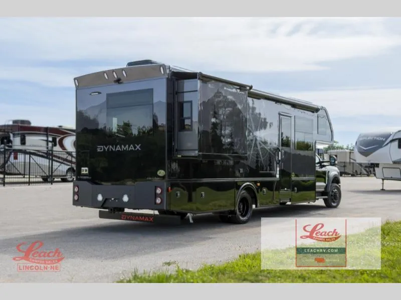 2025 Dynamax isata 6 31KS - Photo 3