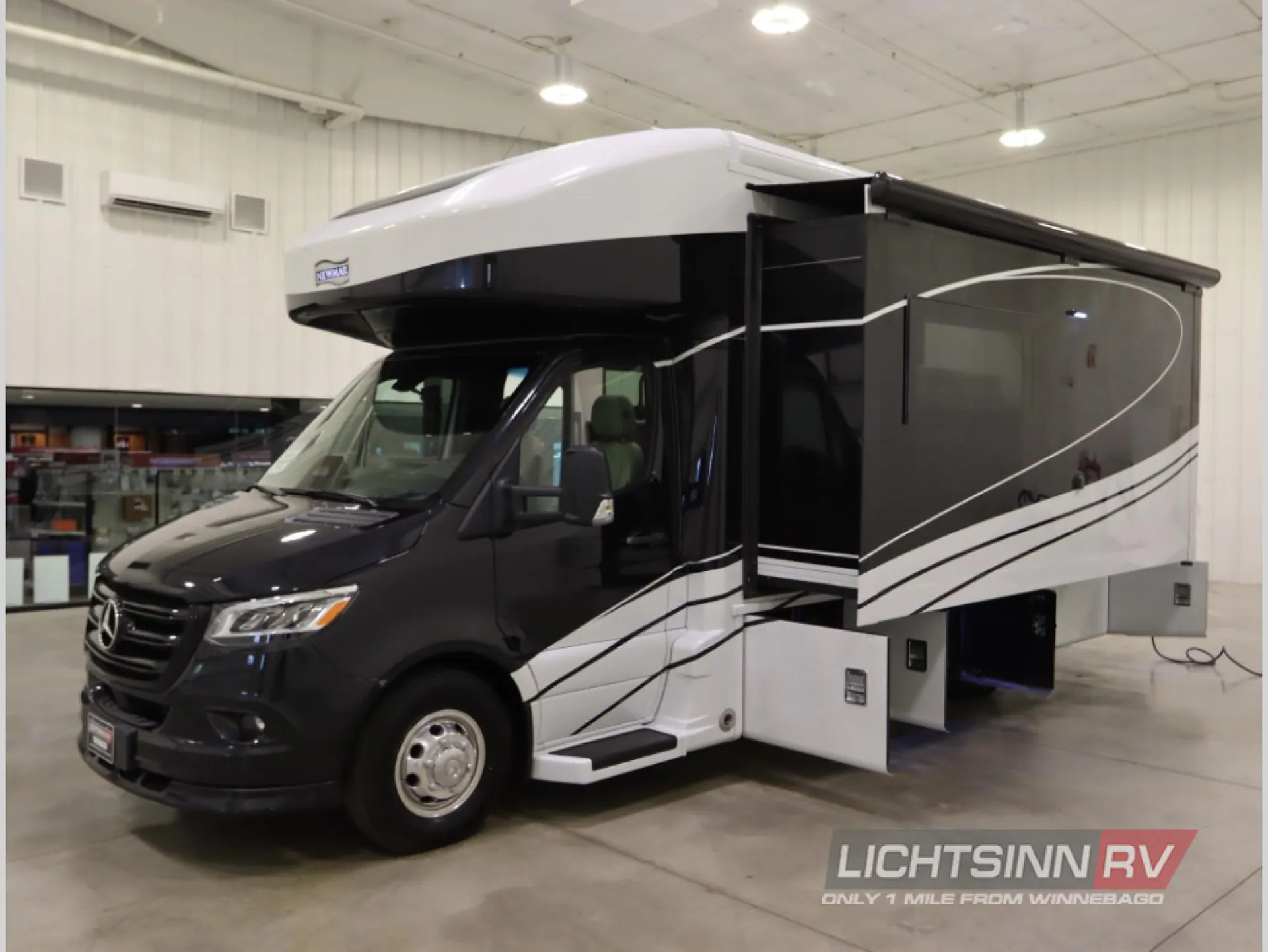 2027 Newmar Freedom Aire 2515 - Photo 4