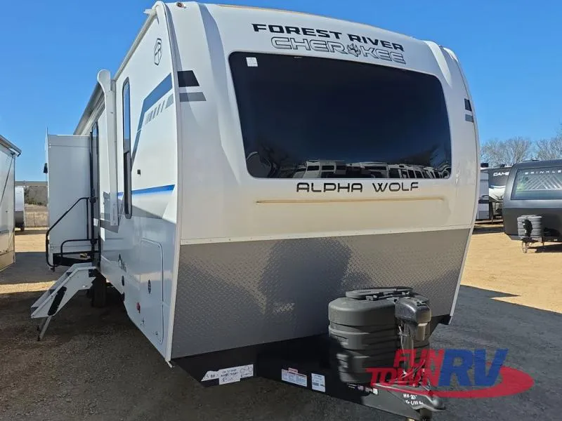 2026 Forest River Cherokee Alpha Wolf 33BH - Photo 2