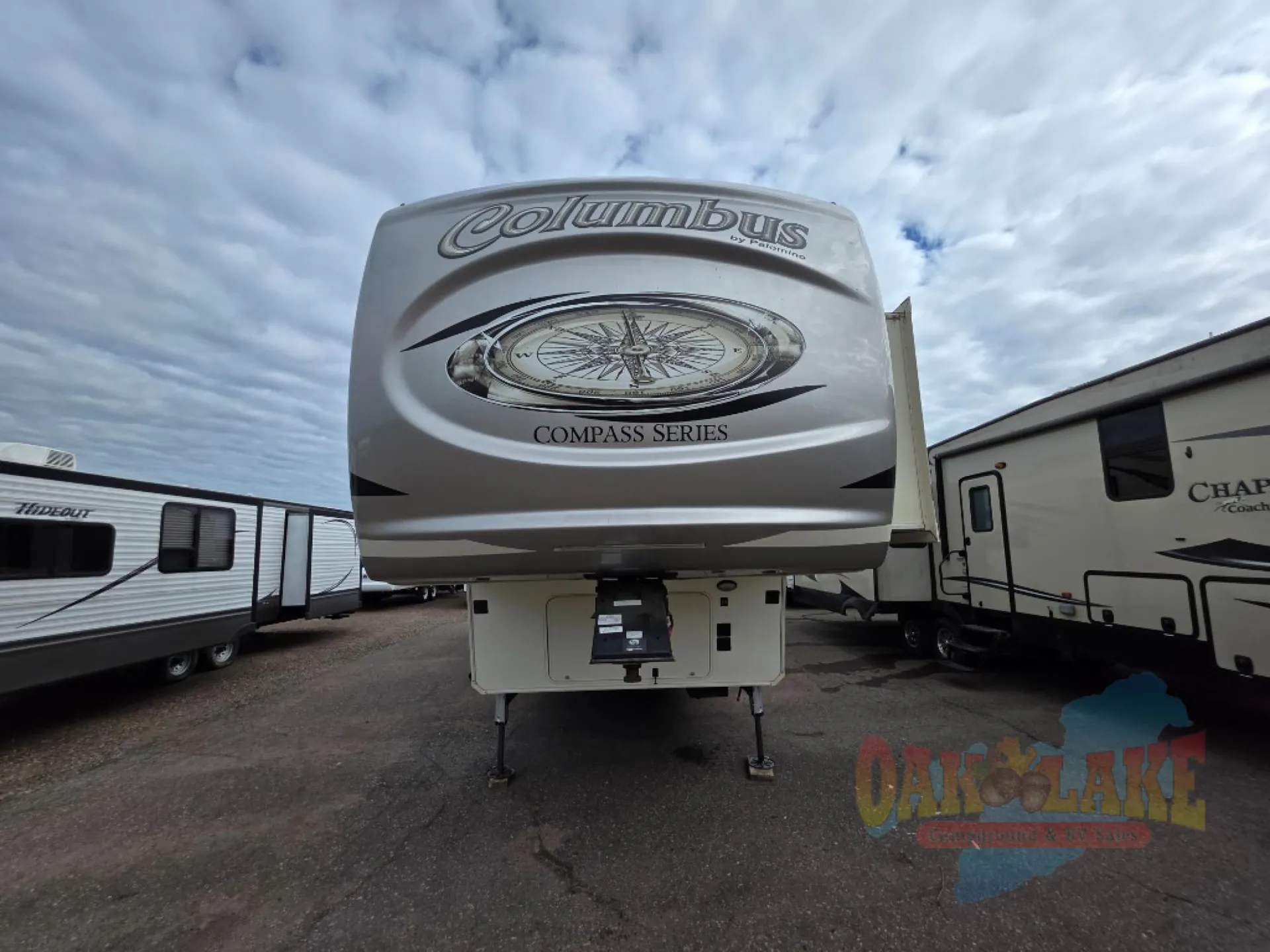 2020 Palomino Columbus 329DVC dealer photo 5 from Oak Lake RV Sales