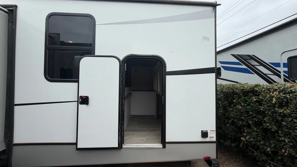 2024 Keystone Cougar Half-Ton 30BHS, Photos photo 25