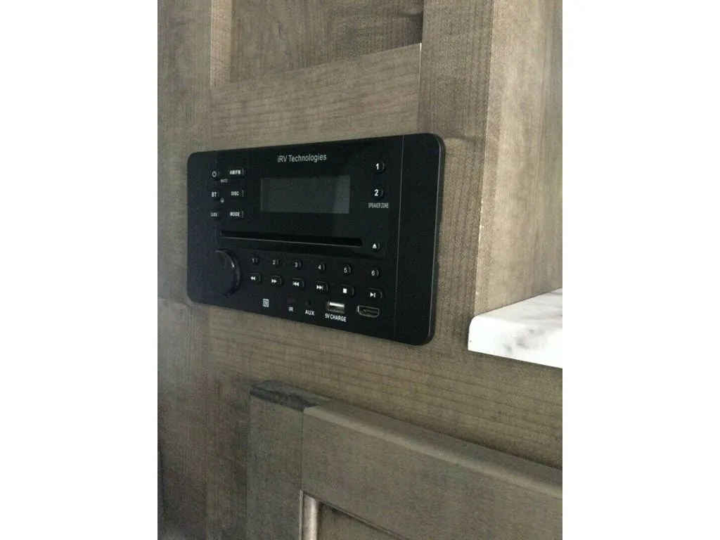 2021 Venture RV Sonic SN211VDB, Photos photo 13