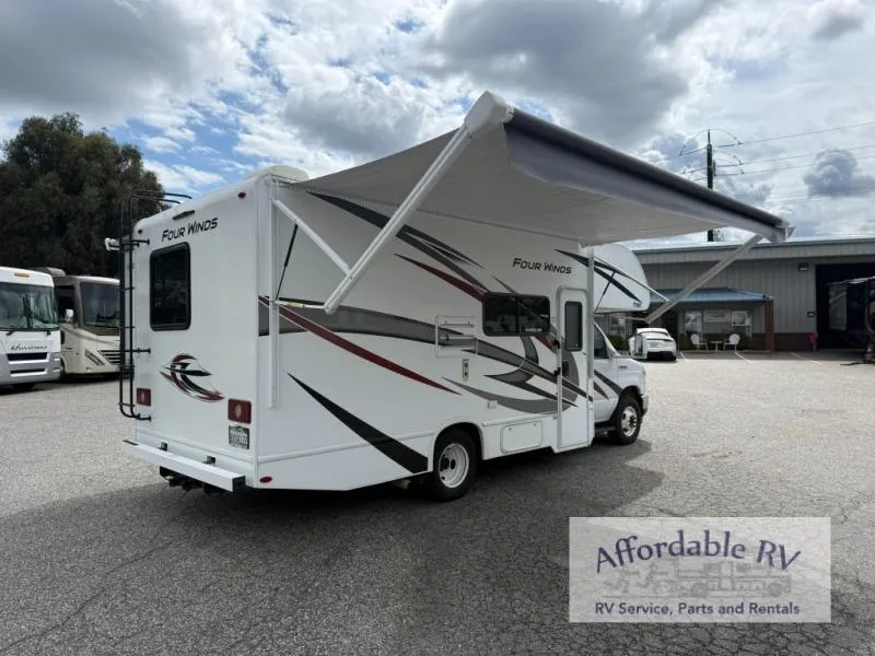 2022 Thor Motor Coach Four Winds 22B - Photo 4