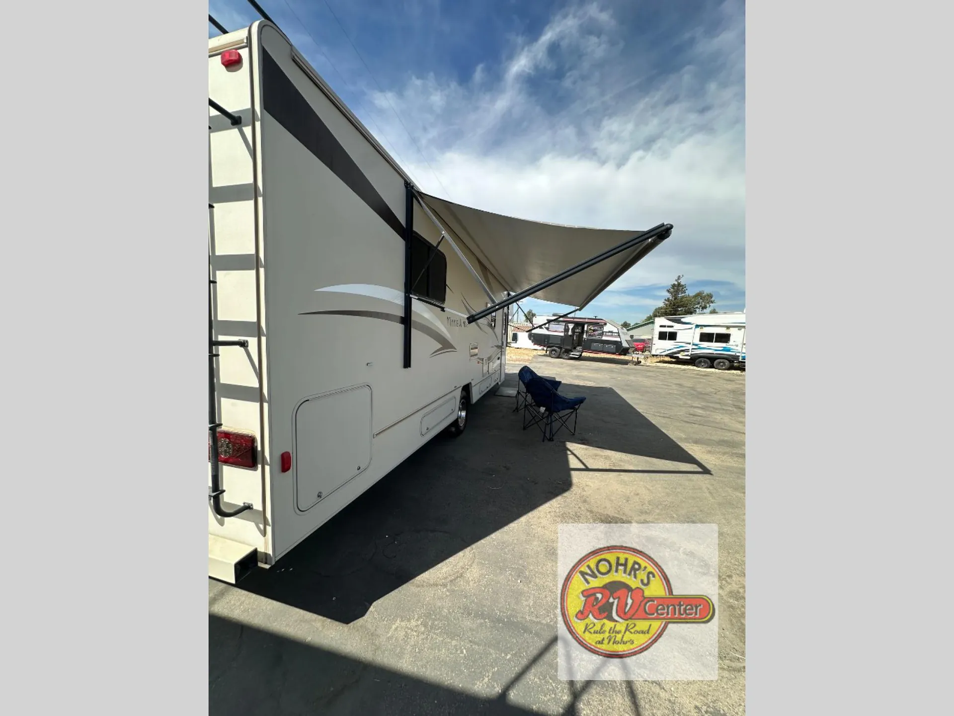 2015 Winnebago Minnie Winnie 31K - Photo 3