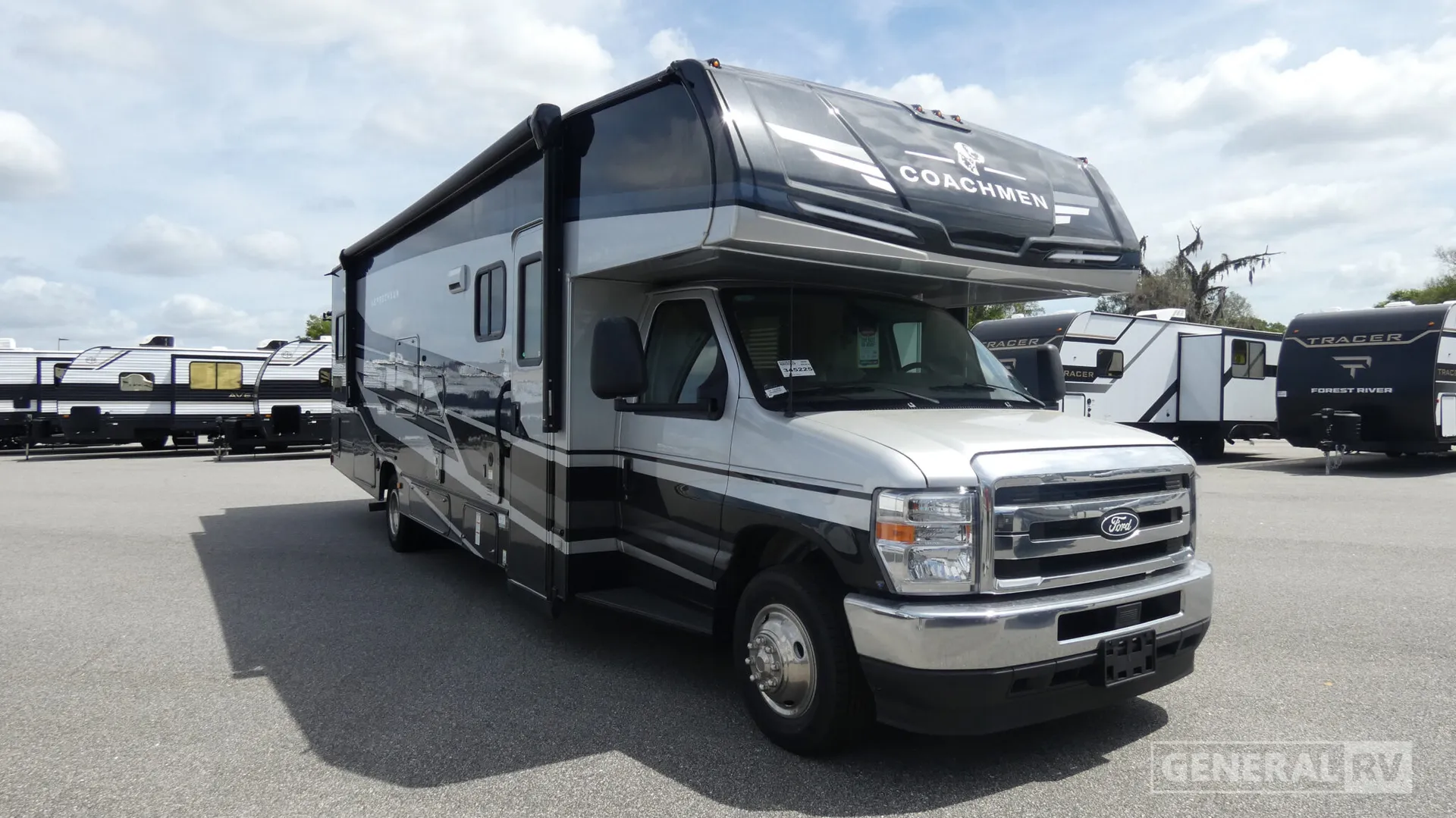 2026 Coachmen Leprechaun 300RS - Photo 2