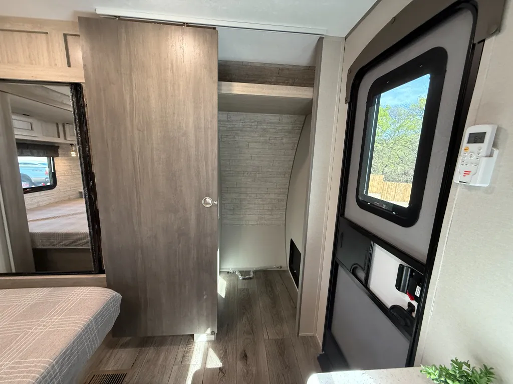 2026 Coachmen Catalina Legacy Edition 333DORM, Photos photo 59