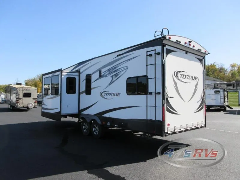 2017 Heartland Torque XLT Used    TQ T30 - Photo 3