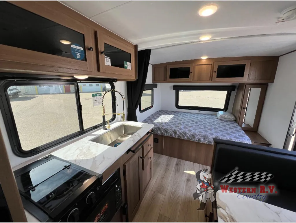 2027 Coachmen Apex Nano 186BH, Photos photo 19