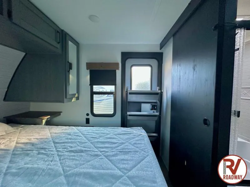 2026 Palomino Puma 337BH, Photos photo 32