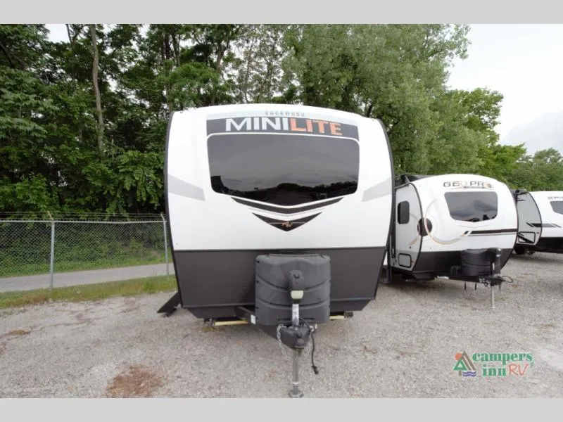 2021 Forest River Rockwood Mini Lite 2507S - Photo 3