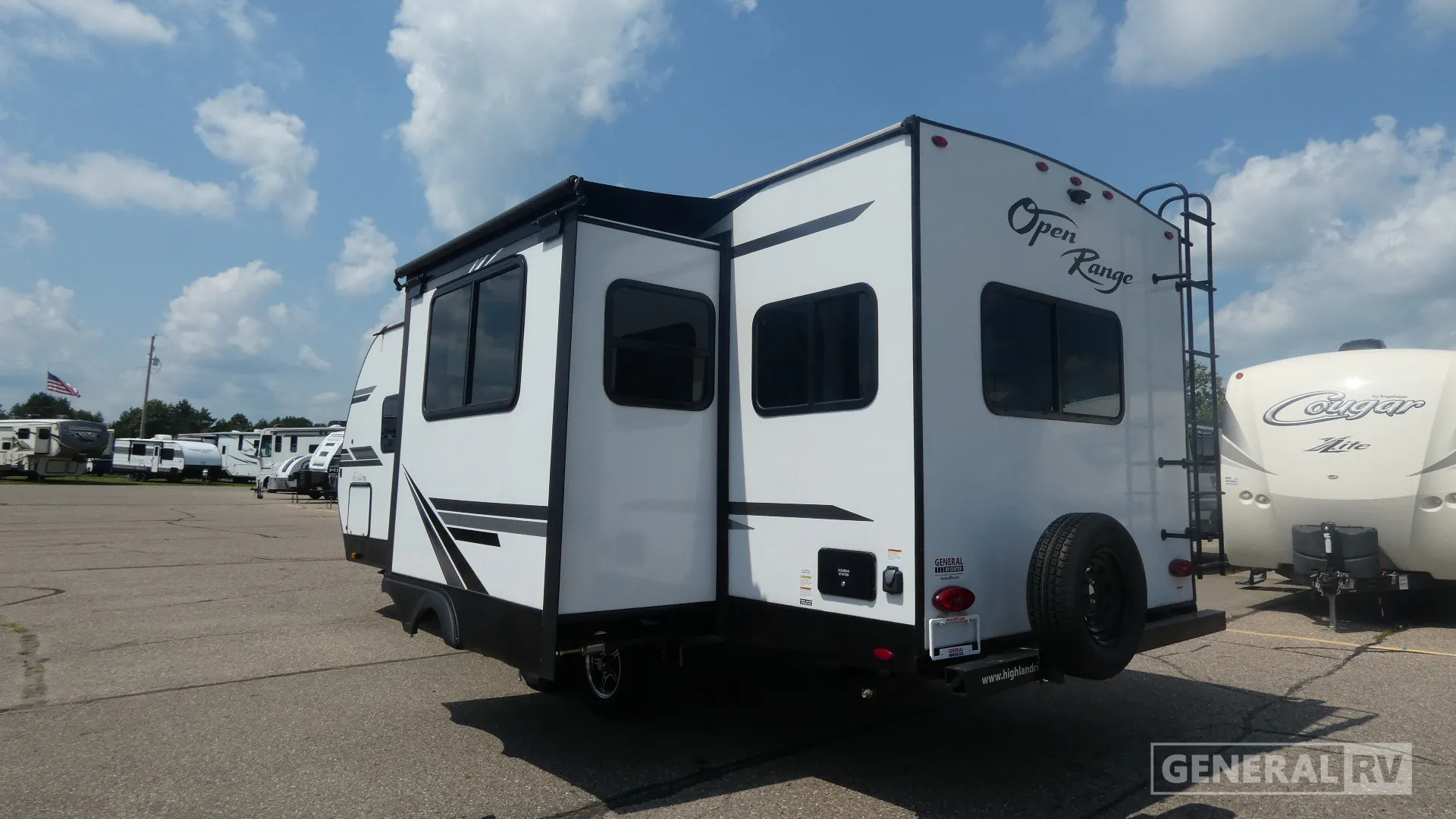 2022 Highland Ridge RV Range Lite 242RL - Photo 4