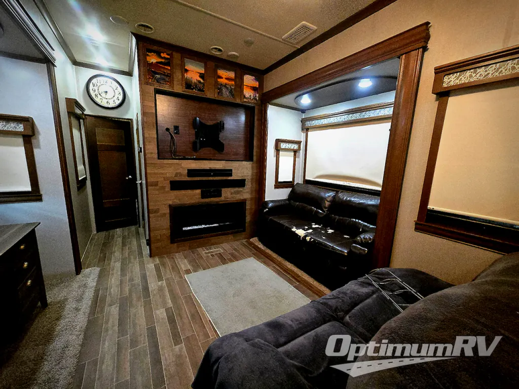 2019 Forest River Riverstone Legacy 38RE, Photos photo 8